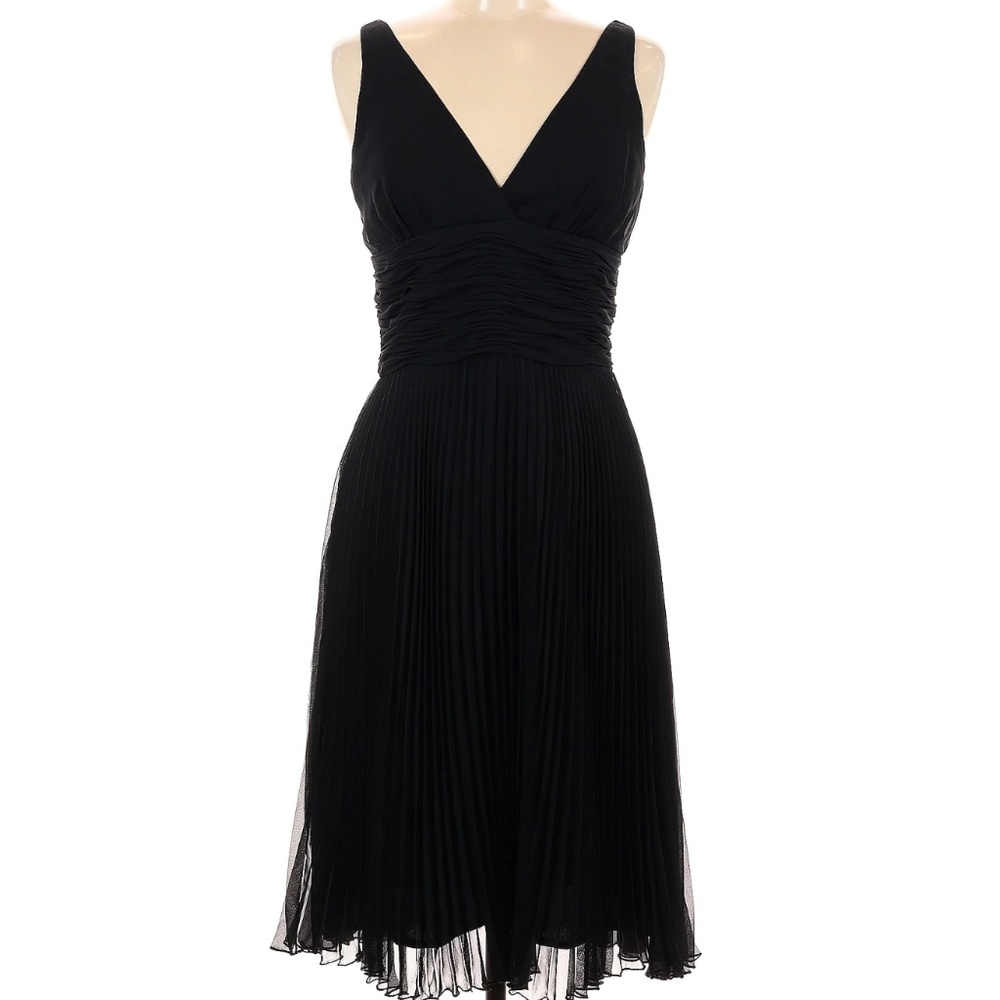 Black Cocktail Dress - Laundry by Shelli Segal